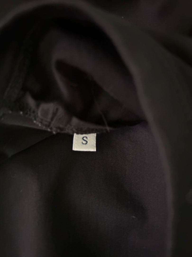 【美品】MONCLER モンクレール Tシャツ ブラック ワッペンロゴ S