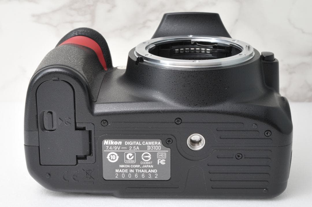 ショット数少なめ Nikon D3100⭐️スマホ転送 一眼レフカメラ 動作品