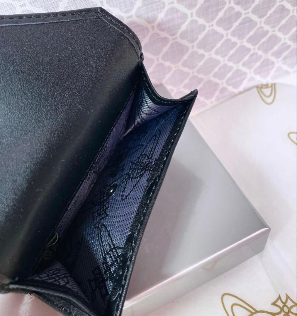 まる【内柄も素敵☆最新】Vivienne Westwood 三折財布