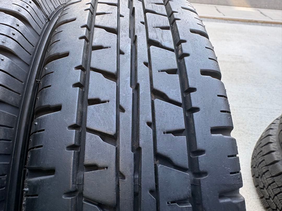 145r12 DUNLOP ENASAVE VAN01 24年