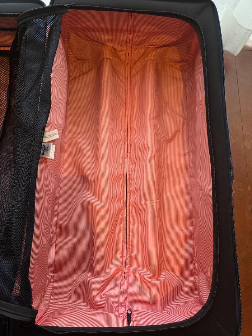 Herschel Supply Co. 大容量 キャリーケース（ネイビー）