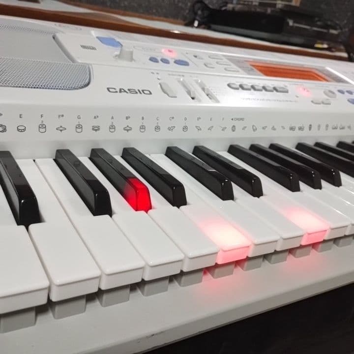 ひでさん専用 CASIO 電子キーボード ヒカリナビゲーション