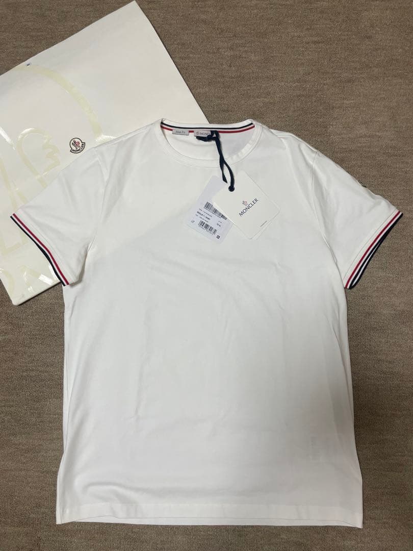 まこ【MONCLER】メンズ 定番Tシャツ XL 新品未使用