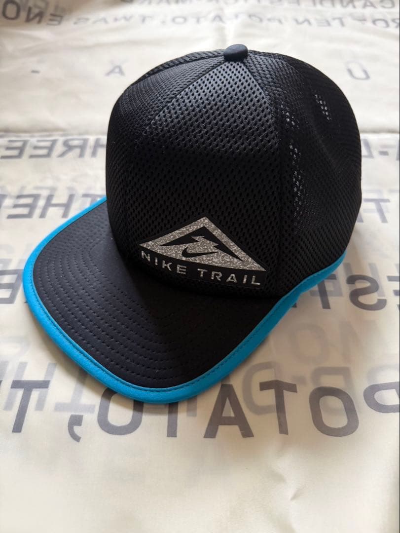NIKE TRAIL メッシュキャップ ブラック/ブルー