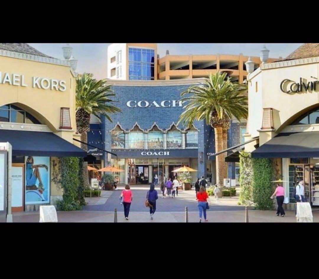 COACHコーチ×スヌーピーシグネチャーコンパクトウォレット