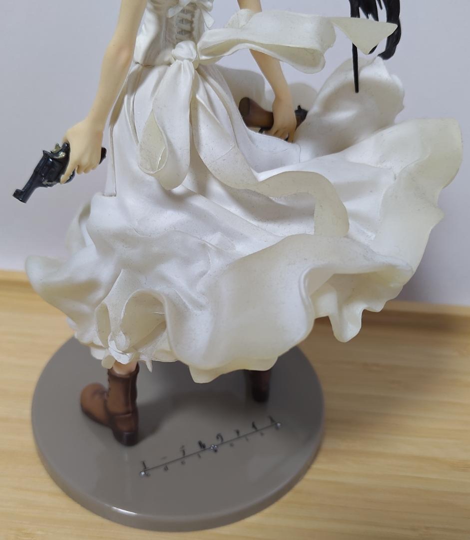 エーデルヴァイス 史絵　フィギュア