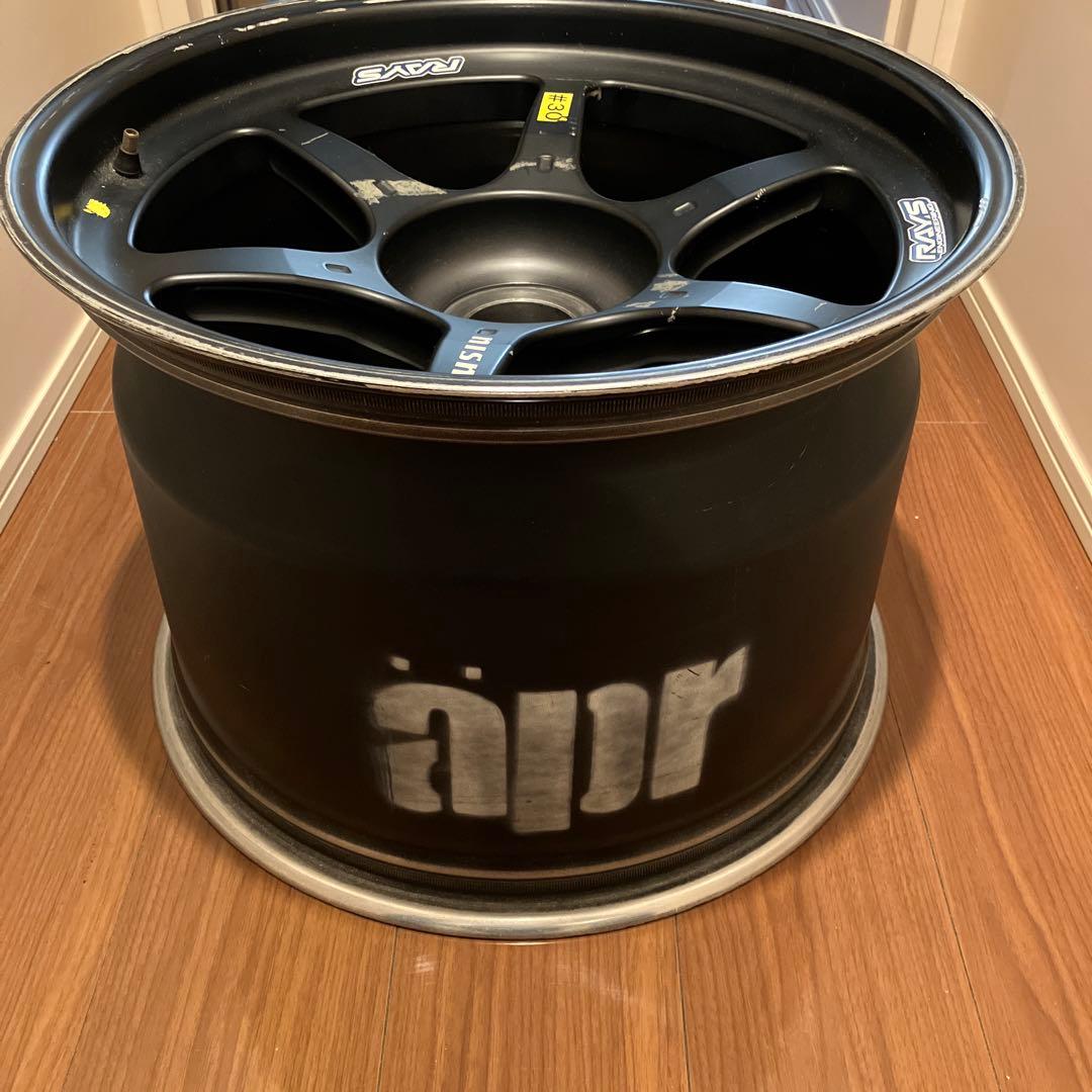 14年スーパーGT apr GT-R装着ホイールRAYS Nismo18インチ