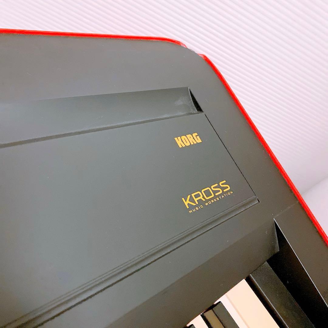 KORG KROSS-88 シンセサイザー　ケース付き