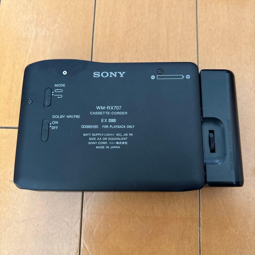 SONYのカセットウォークマン「WM-RX707」