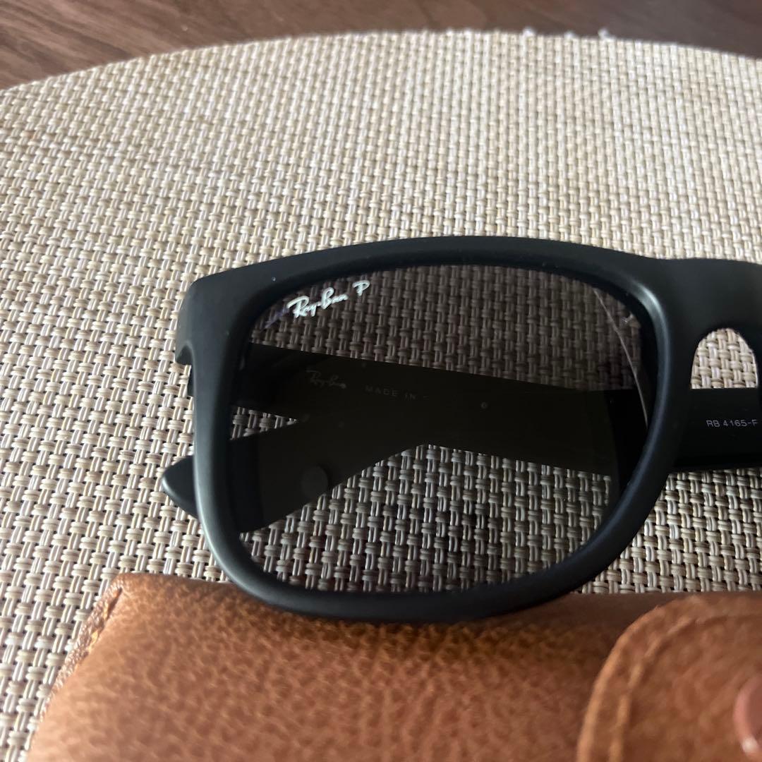 Ray-Ban RB4165-F 622/T3ウェイファーラー サングラス