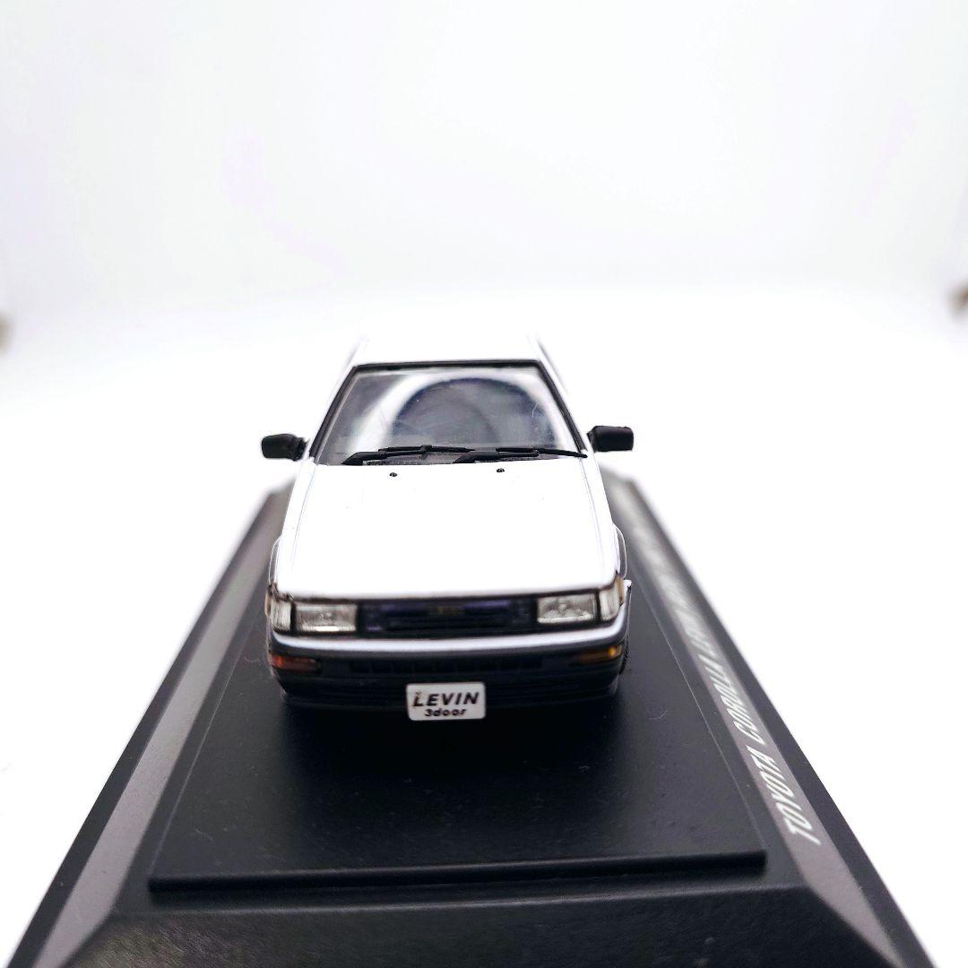廃盤品 EBBRO トヨタ カローラレビン AE86 1983年　白/黒
