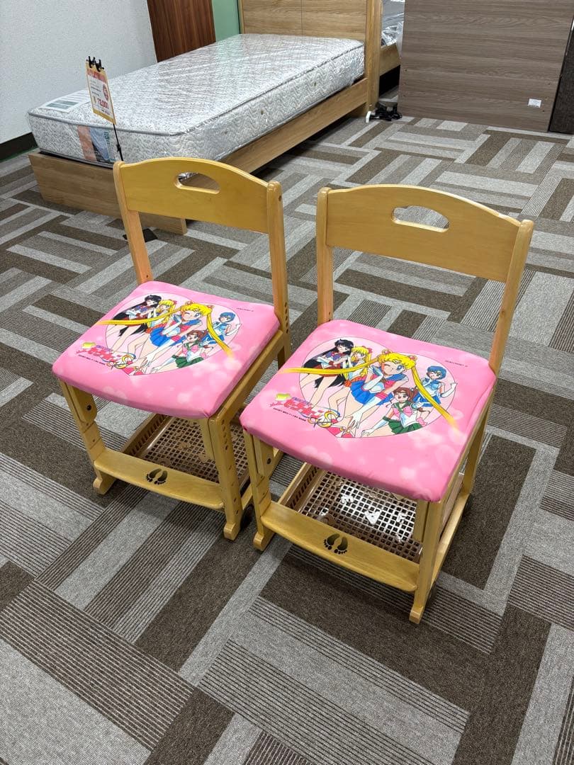セーラームーン キャラクター デスクチェア 学習椅子 キッズチェア