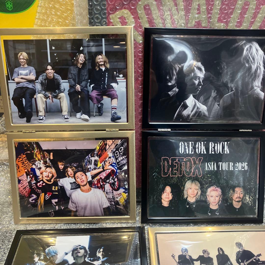 ワンオクロック　one ok rock フォトスタンド