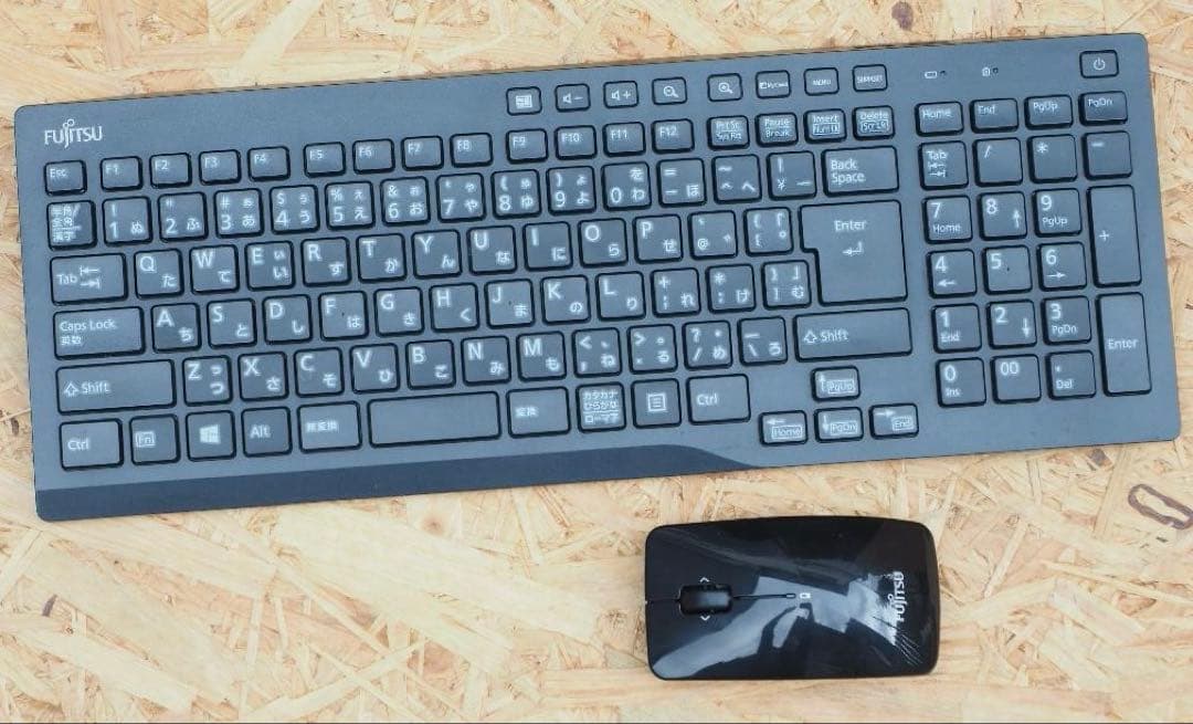 FMV FH90/B2　27インチ 液晶一体型デスクトップ テレビ機能付