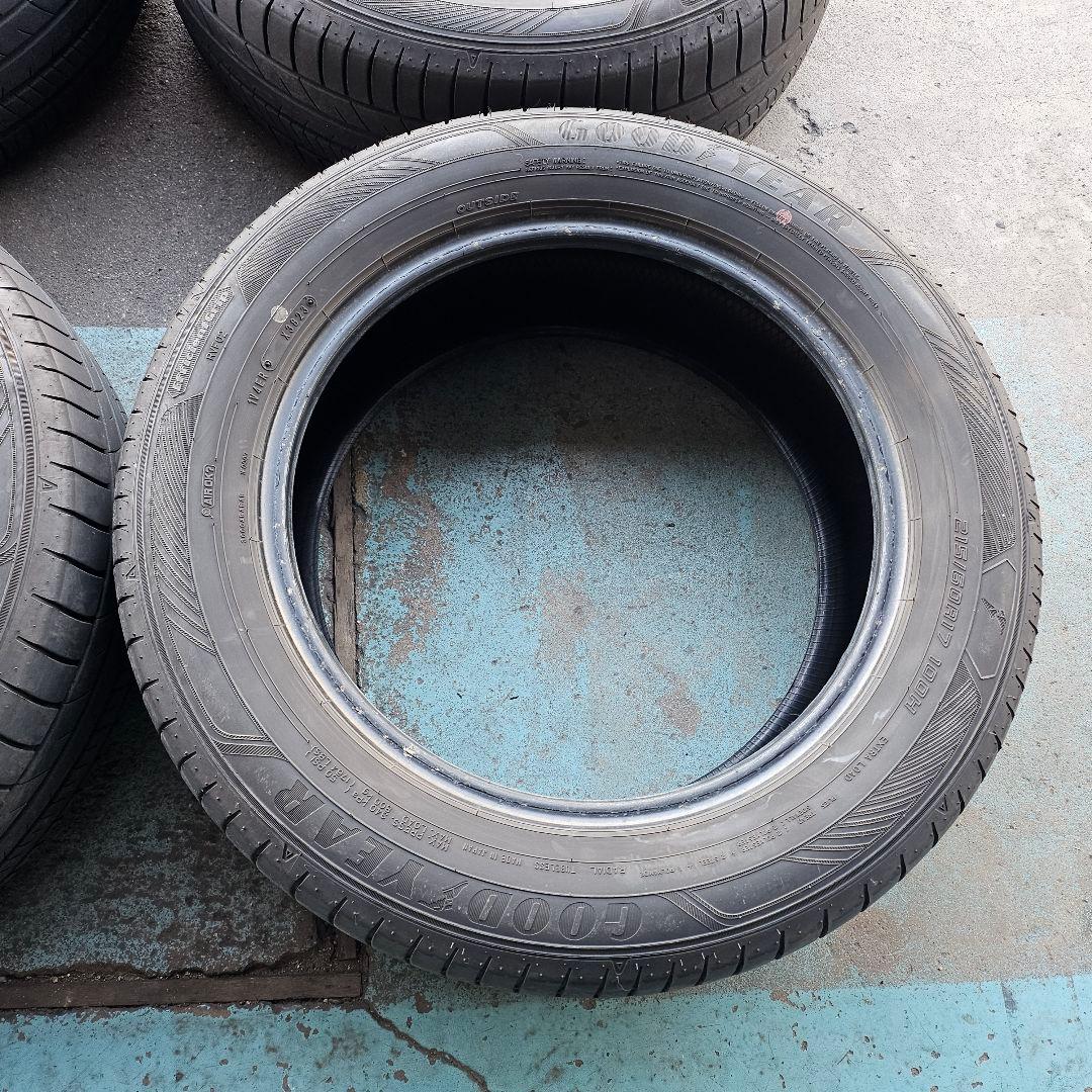215/60R17 2023年製 溝あり グッドイヤー　RVF02 エリシオン等
