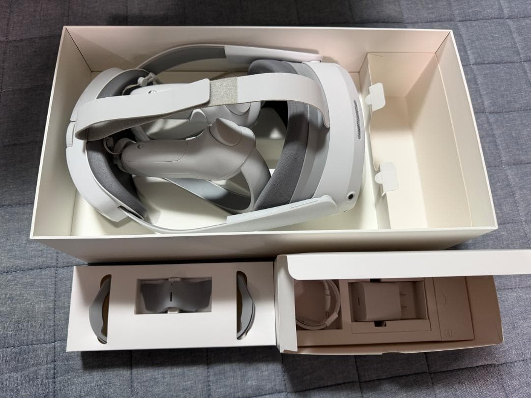PICO4 128GB コントローラー良好、フェイスパッド新品