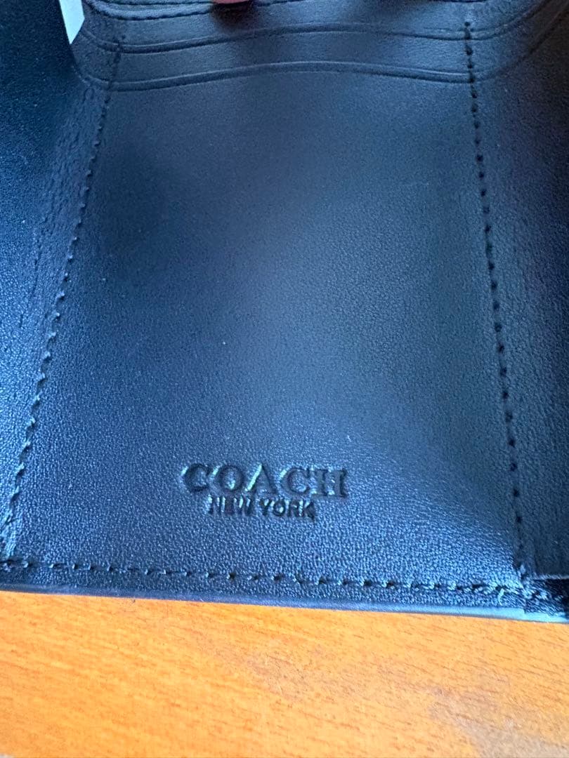 新品未使用　COACH コーチ　三つ折り財布