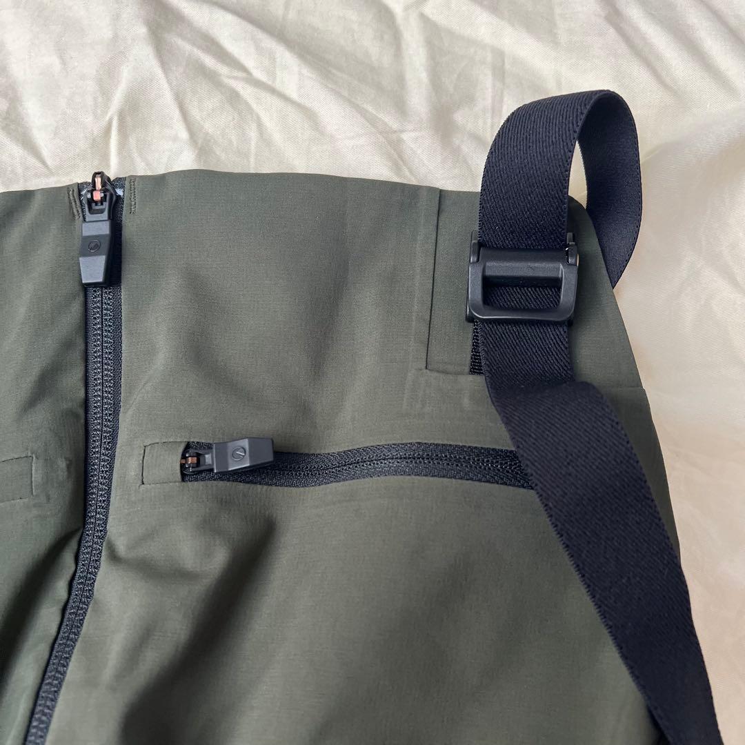 【新品】ノースフェイス メンズ スノボ ウェア ビブパンツ アウトドア スキー