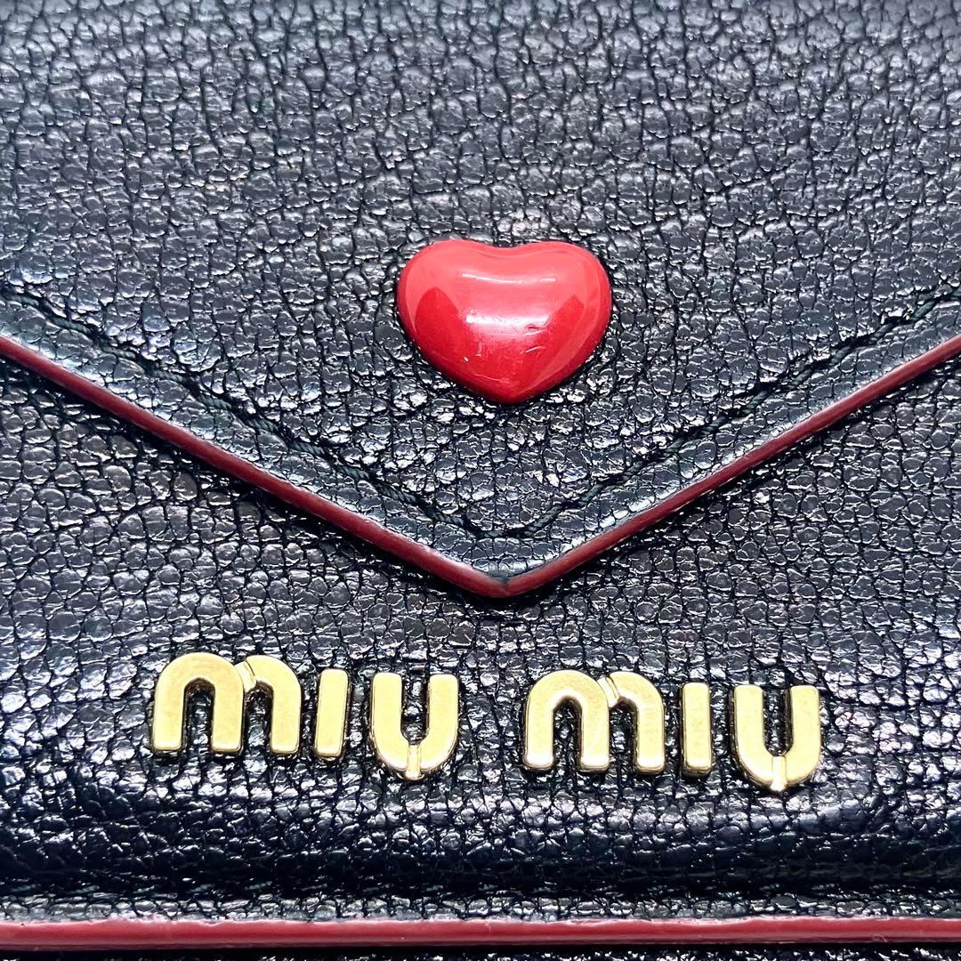 美品✨ MIUMIU 三つ折り マドラス ラブレター コンパクト財布 ブラック