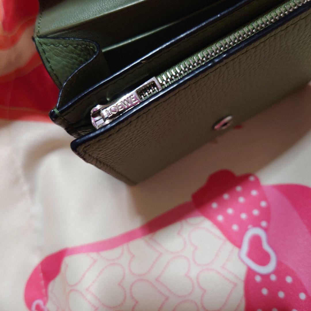LOEWE 二つ折り財布　アナグラム コンパクト フラップウォレット