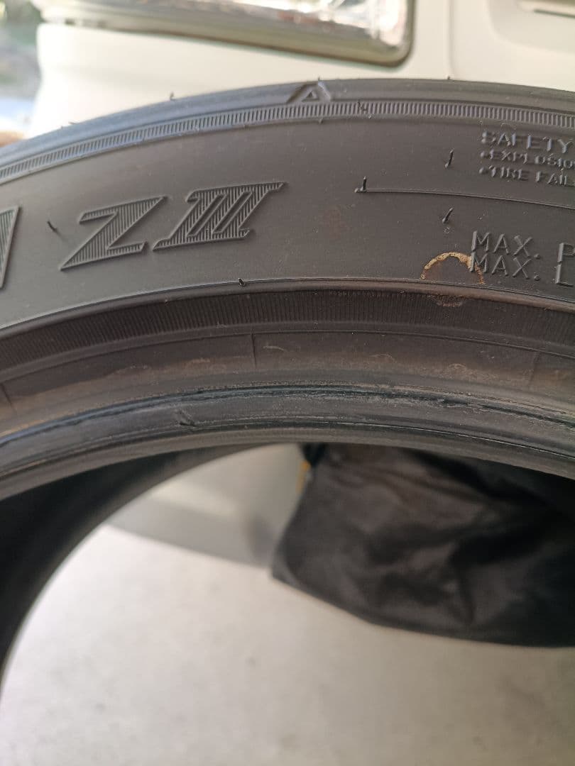 17インチ　ダンロップ　ディレッツァ　ZⅢ 235/45R17 4本セット