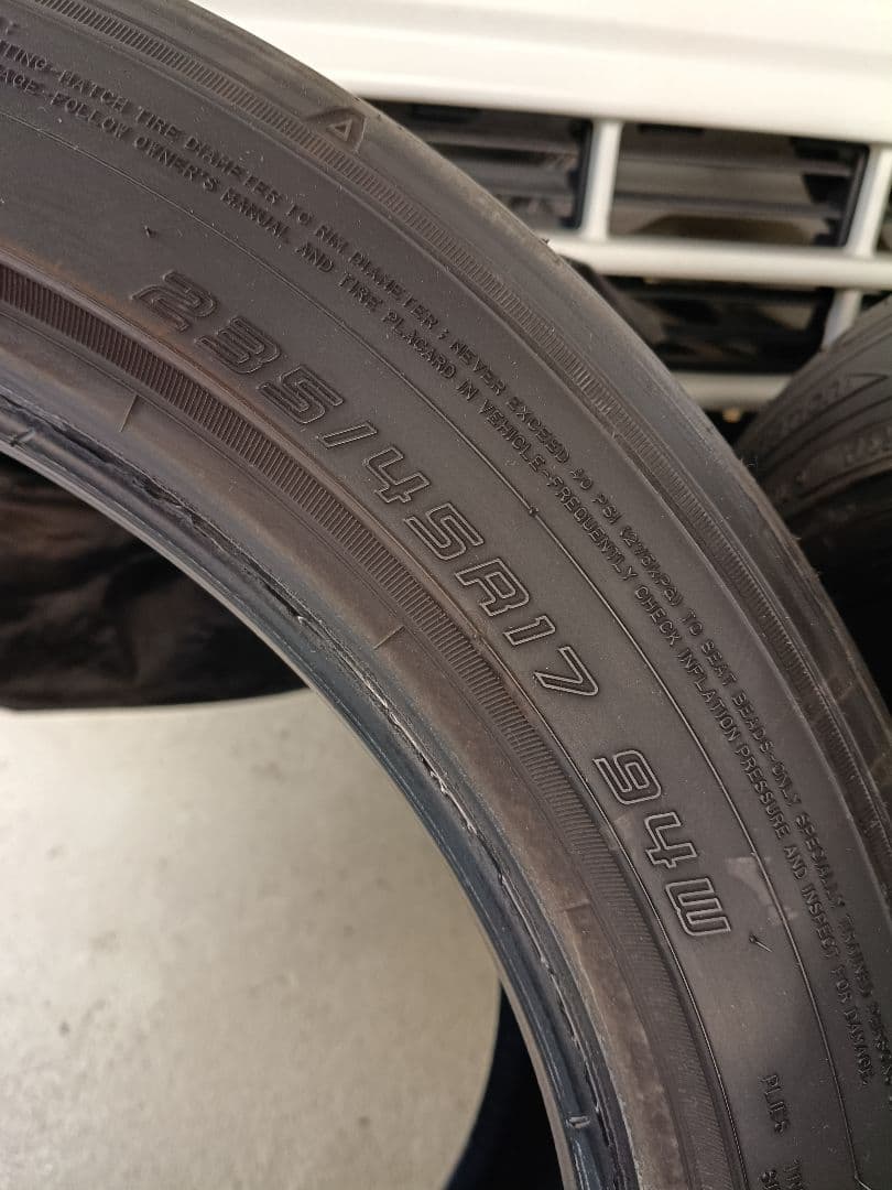 17インチ　ダンロップ　ディレッツァ　ZⅢ 235/45R17 4本セット