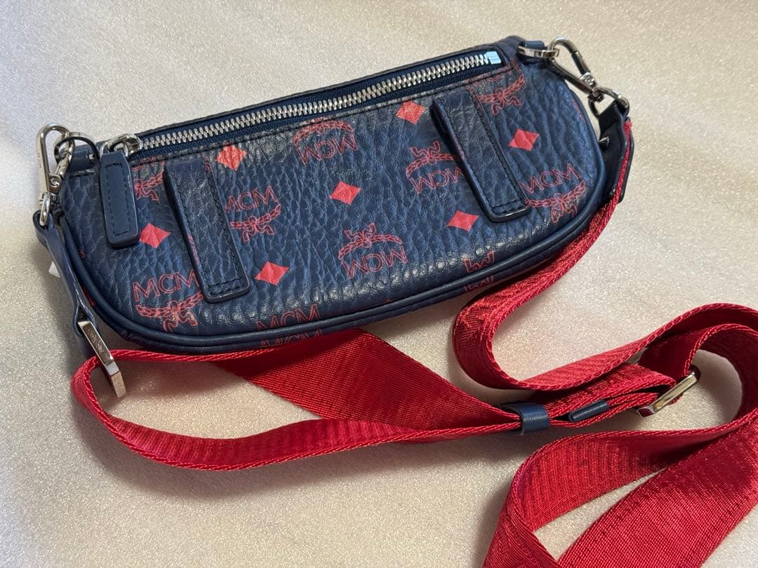 MCM ボディバッグ クロスボディ ネイビー×レッド 男女兼用