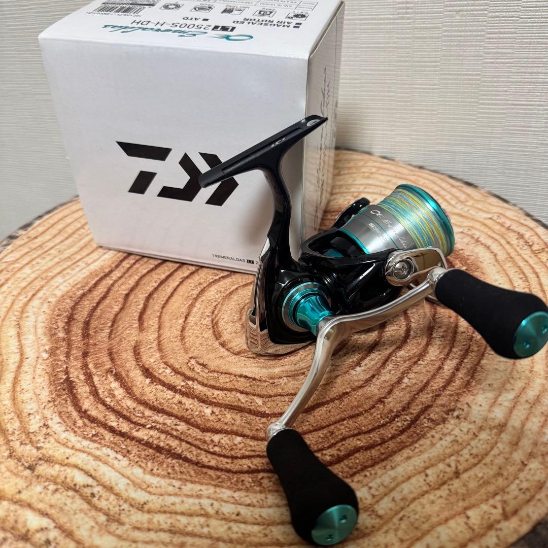 【ダイワ】 エメラルダス LT 2500S-H-DH DAIWA 早い者勝ち