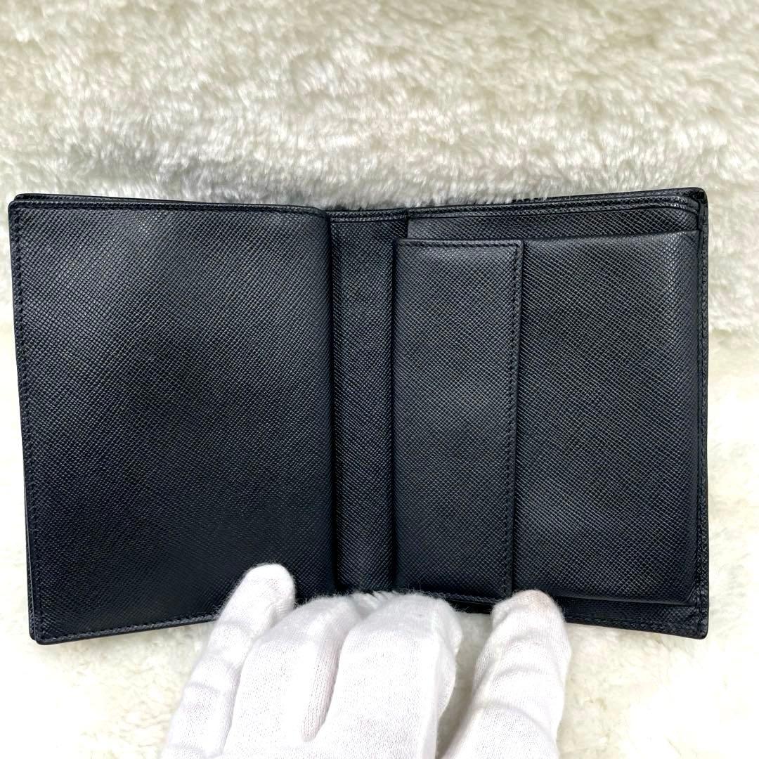 美品 プラダPRADA サフィアーノ 2つ折り 財布 三角ロゴ ブラック 箱付き