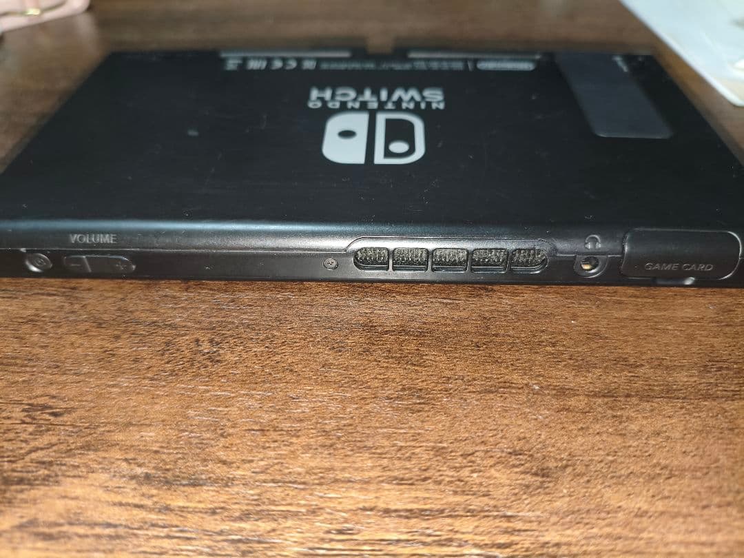 A*ん様 NintendoSwitch　ブラック　コントローラー付き　Joy-C