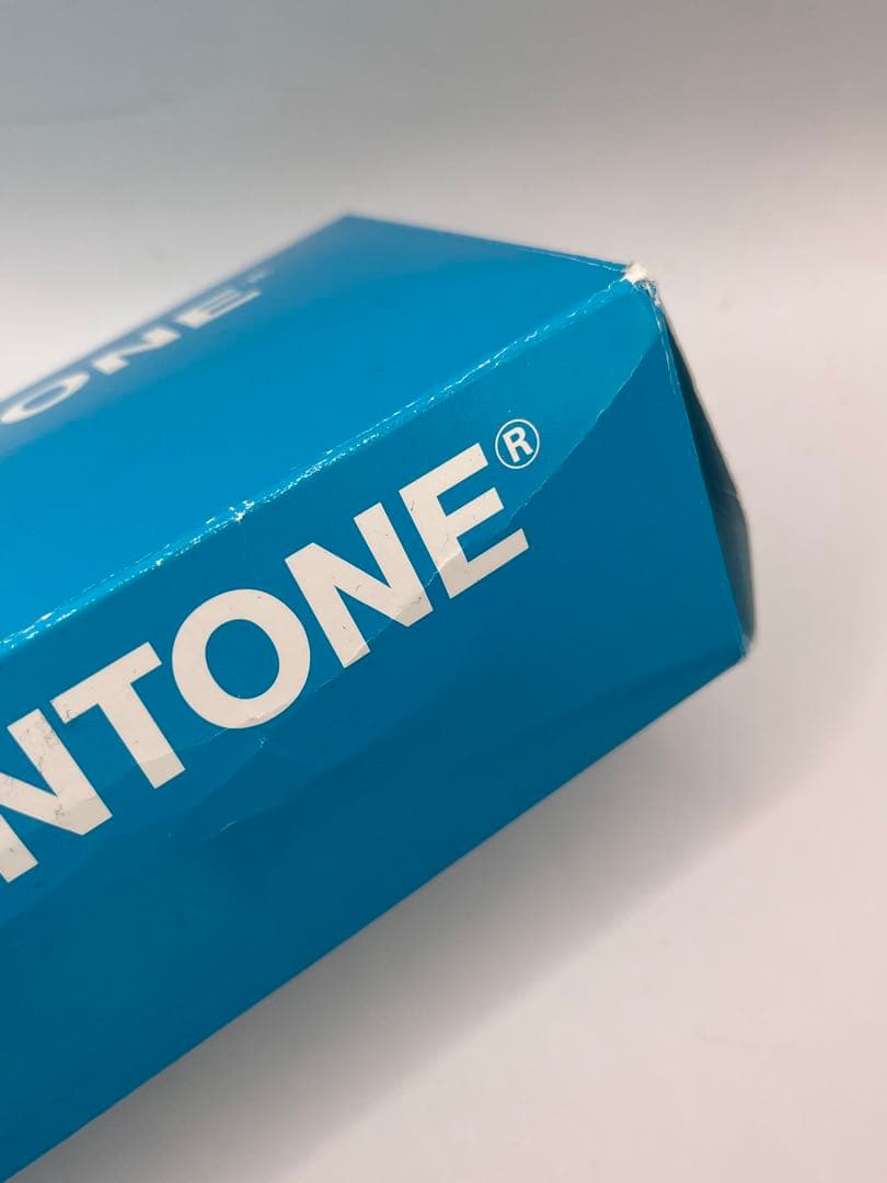 美品　パントーン　PANTONE 色見本　uncoted 1冊