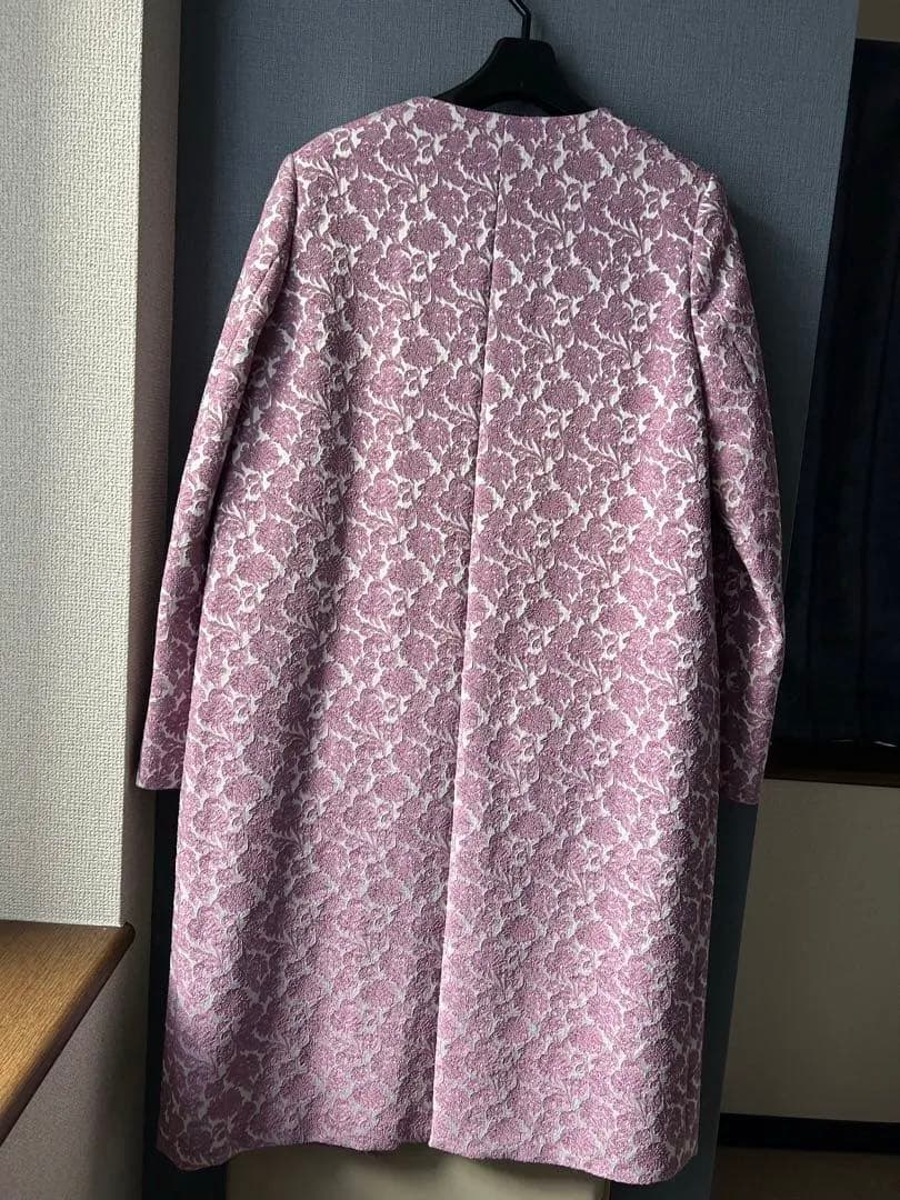 2千円お値引きしました　GRACE 素敵なジャガードコート