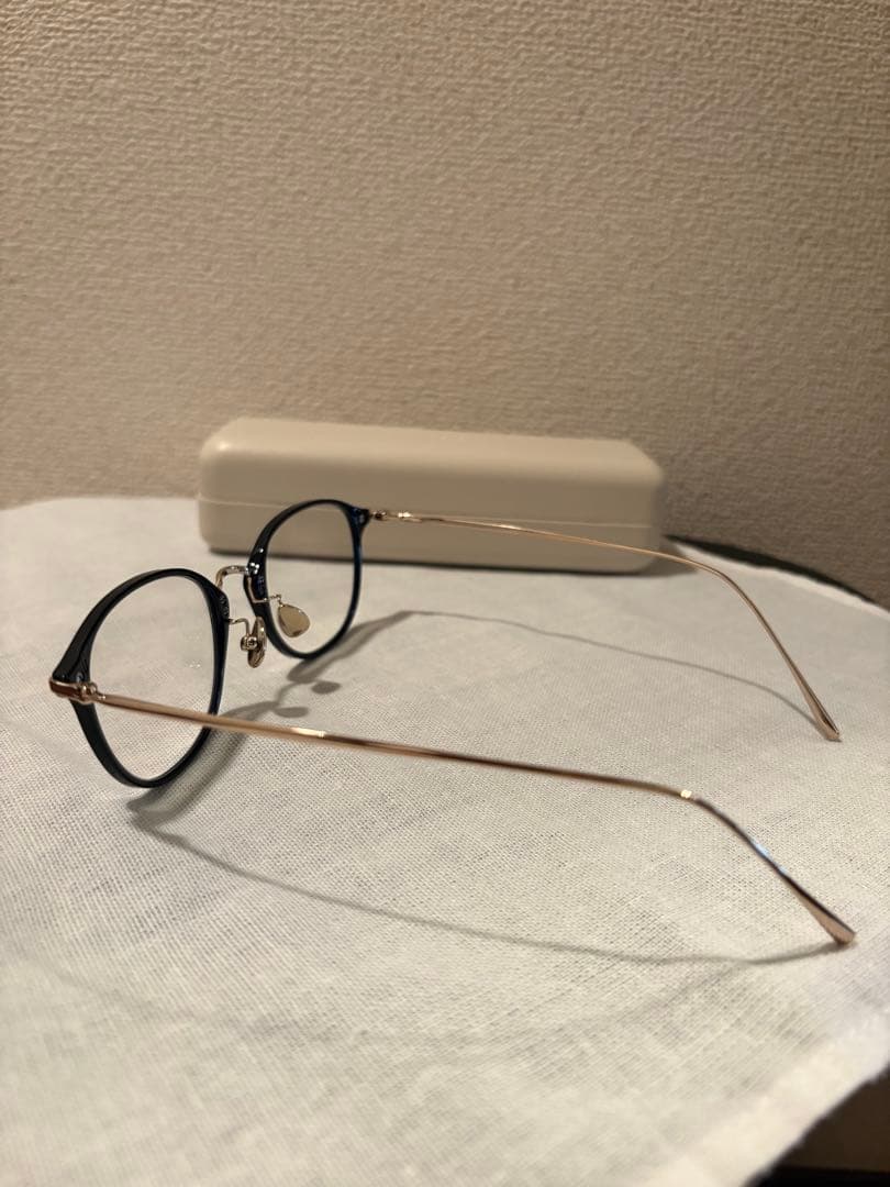 JINS 調光レンズメガネ（度なし）