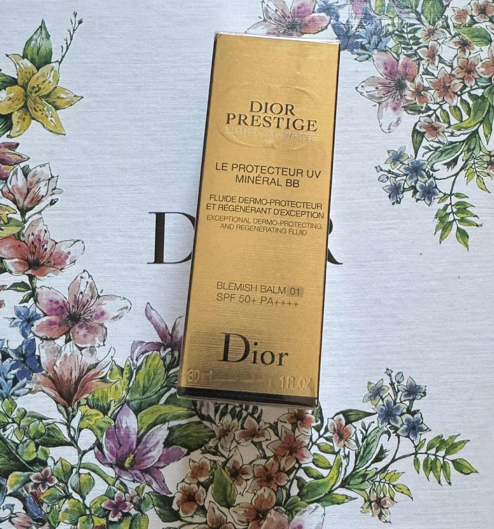【新品】Diorプレステージ ホワイト ル プロテクター UV ミネラル BB