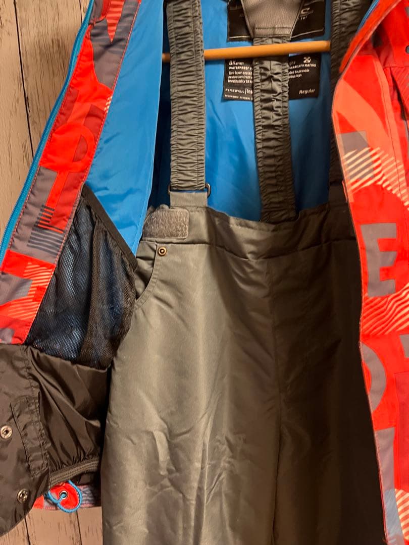 O'Neill 子ども用スキーウェアセット