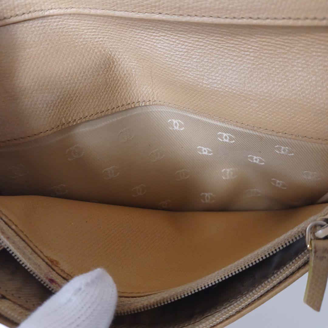 ✨上品✨CHANEL シャネル 折り財布 ベージュ ゴールド金具 上質レザー