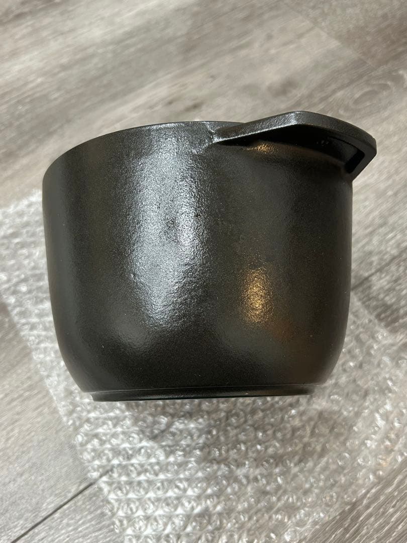 未使用品 STAUB 両手鍋 16センチ 黒