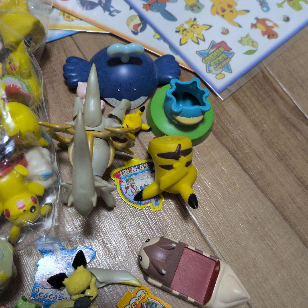 ポケモン＊ミニフィギュア　シール他＊大量セット＊バラ売り不可