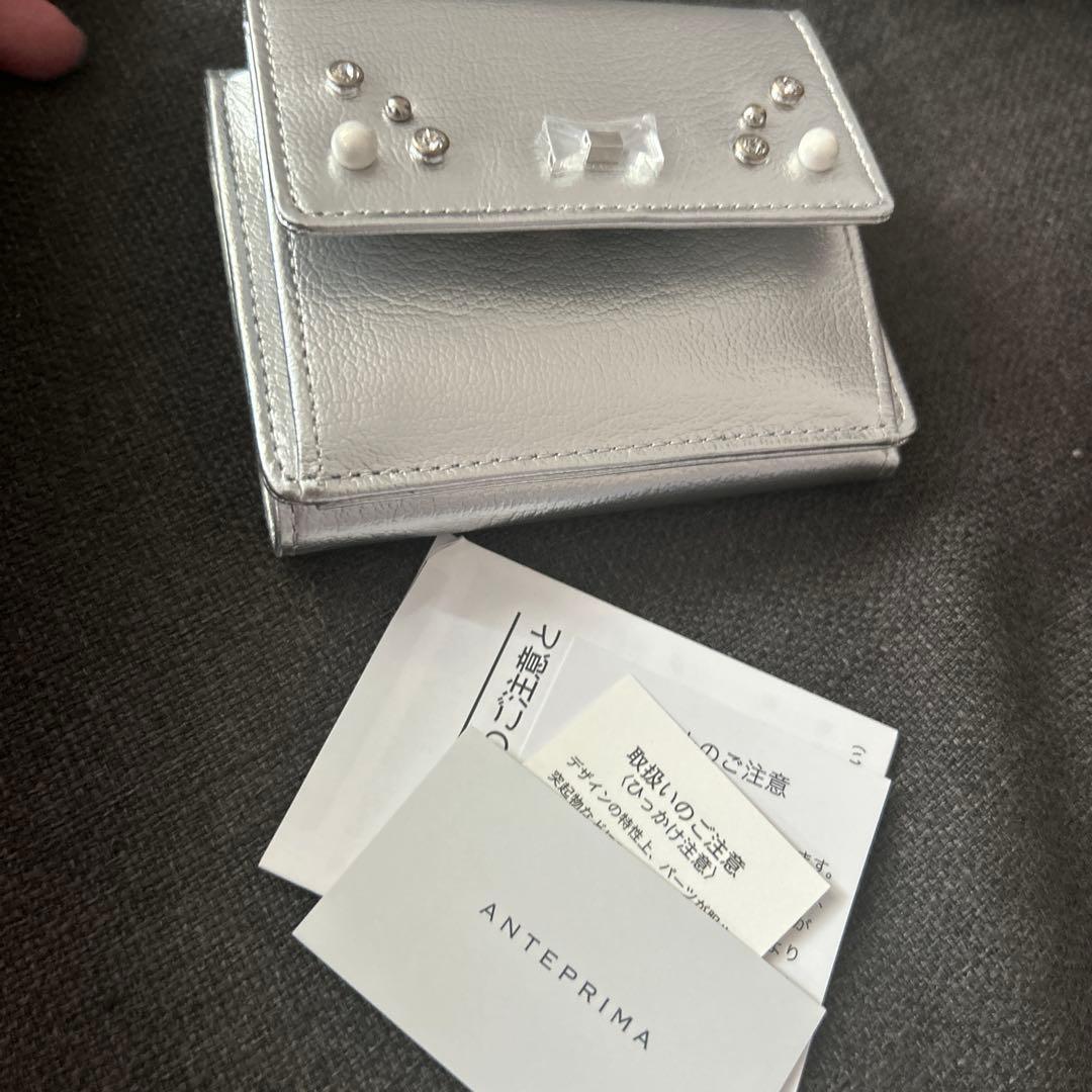 ✳️最終お値下げ✳️ANTEPRIMA シルバー 三つ折り財布　新品未使用