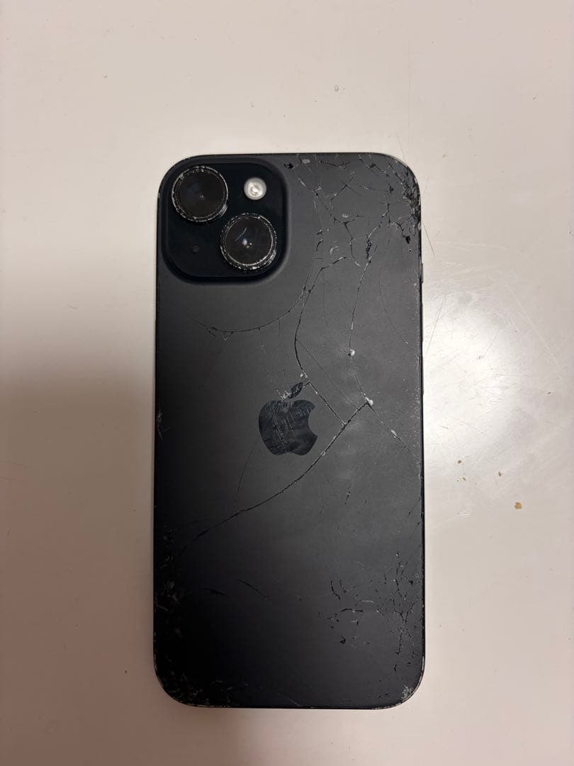 Apple iPhone 15 スペースグレー 本体　ジャンク　128
