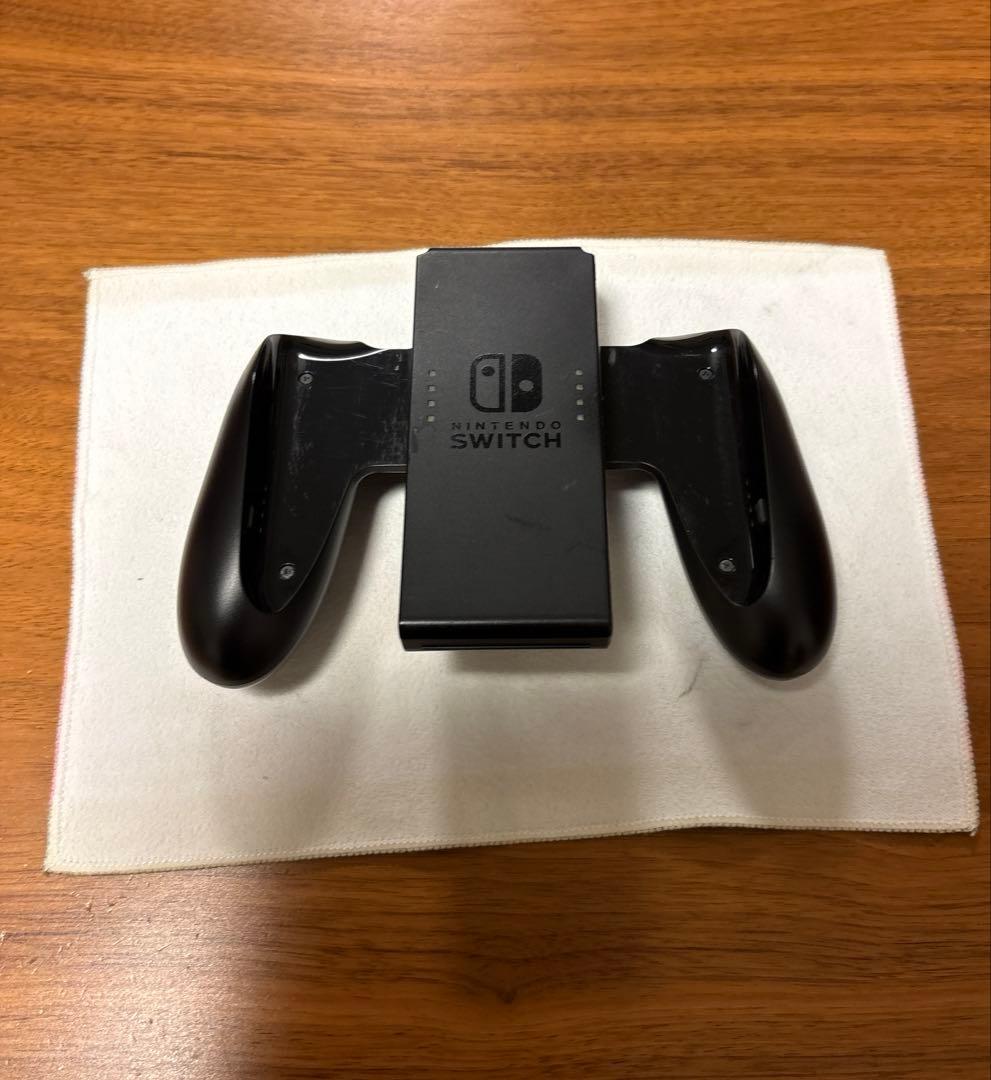 Nintendo Switch ネオンブルー/ネオンレッド　(おまけケース付き)