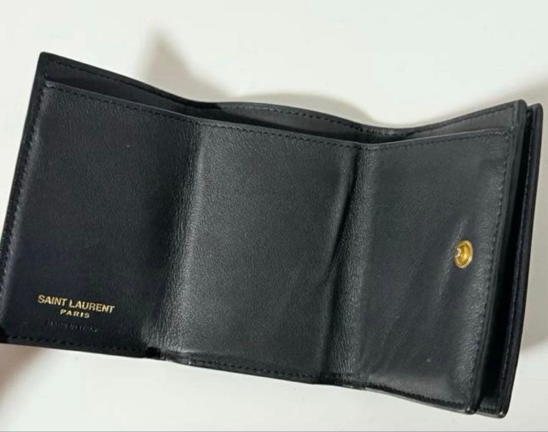 美品 サンローランYSL　タイニーウォレット　三つ折り財布　カサンドラ