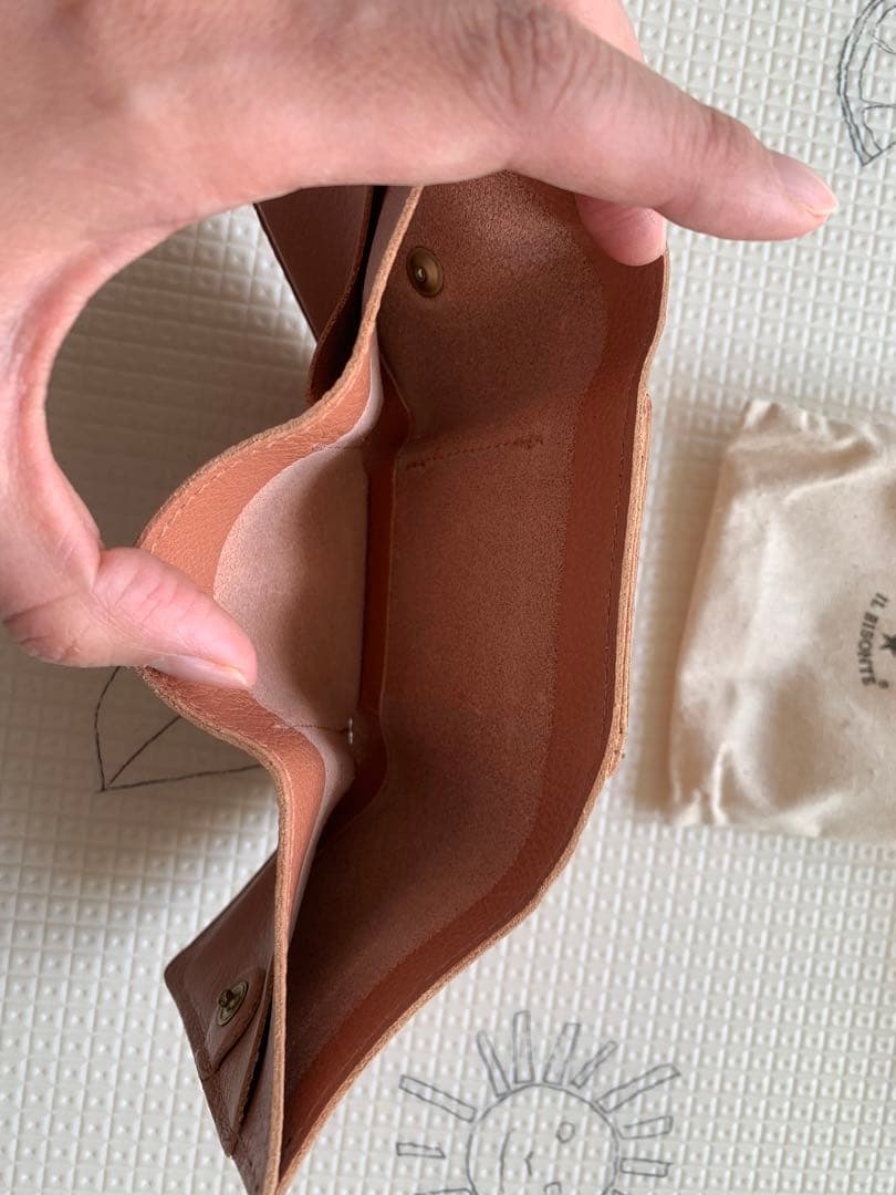 Y*様 イルビゾンテ　レザー　財布　サーモンピンク
