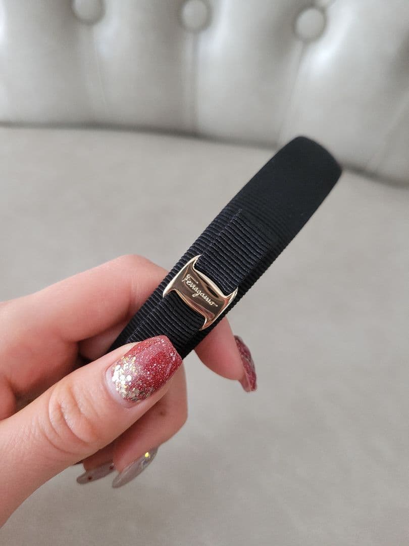 Ferragamo ブラックリボンカチューシャ