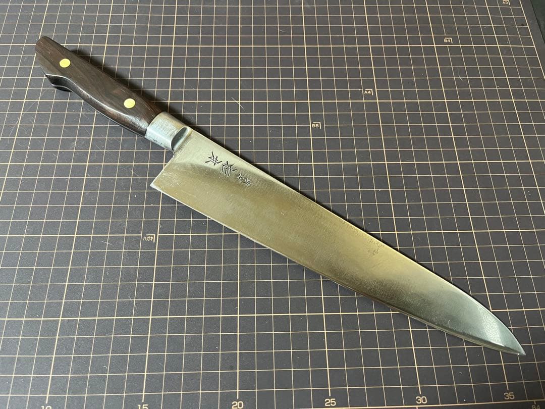 もっちゅりん　東京杉本 牛刀包丁 全鋼 刃渡り24cm 研ぎ済み 包丁
