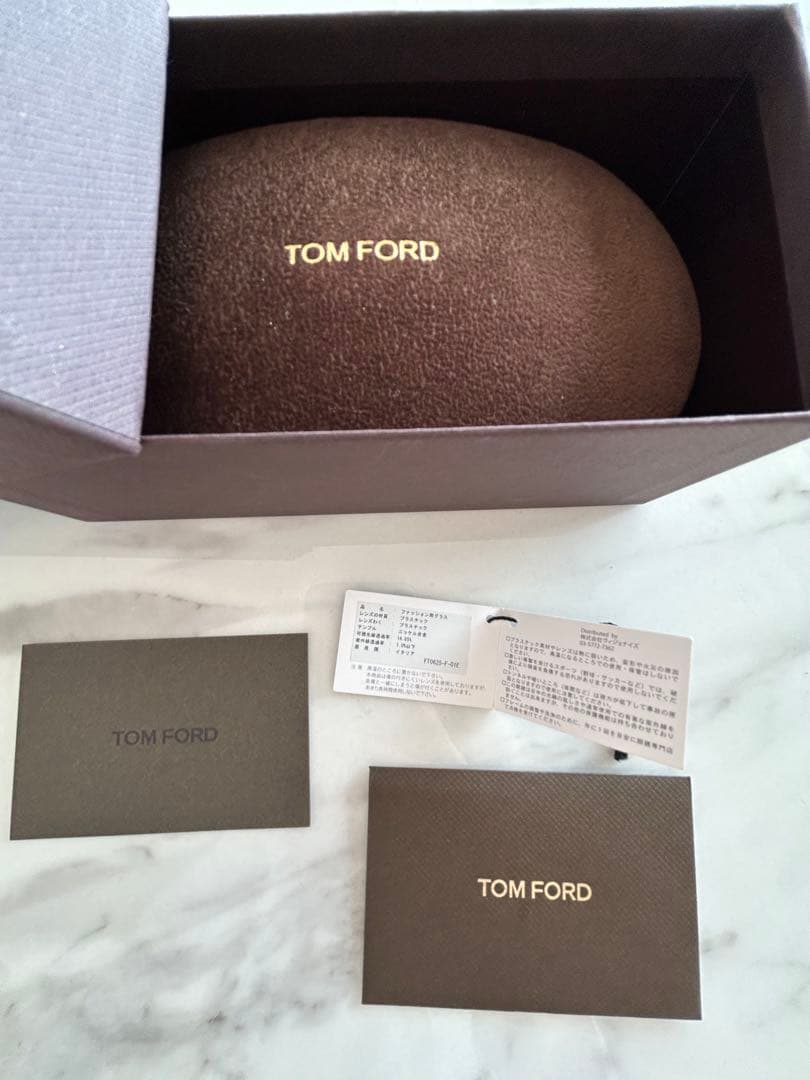 TOM FORD トムフォード　FT0625-F-01E サングラス
