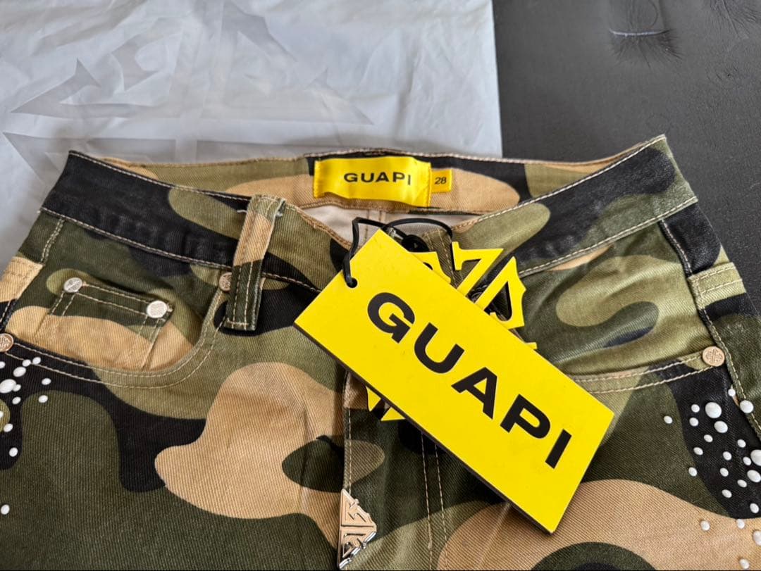 グアピ　guapi カモフラージュ　28インチ　未使用品