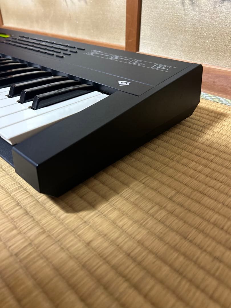 【美品】ローランド JV-30 シンセサイザー61鍵