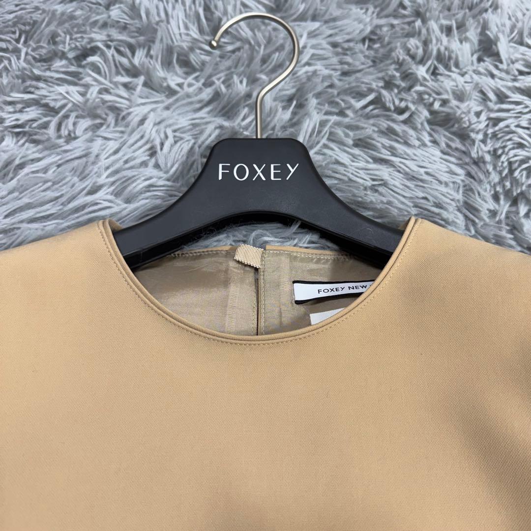 美品✨フォクシー ギャザーフリルドレス ふんわりワンピース グログランリボン
