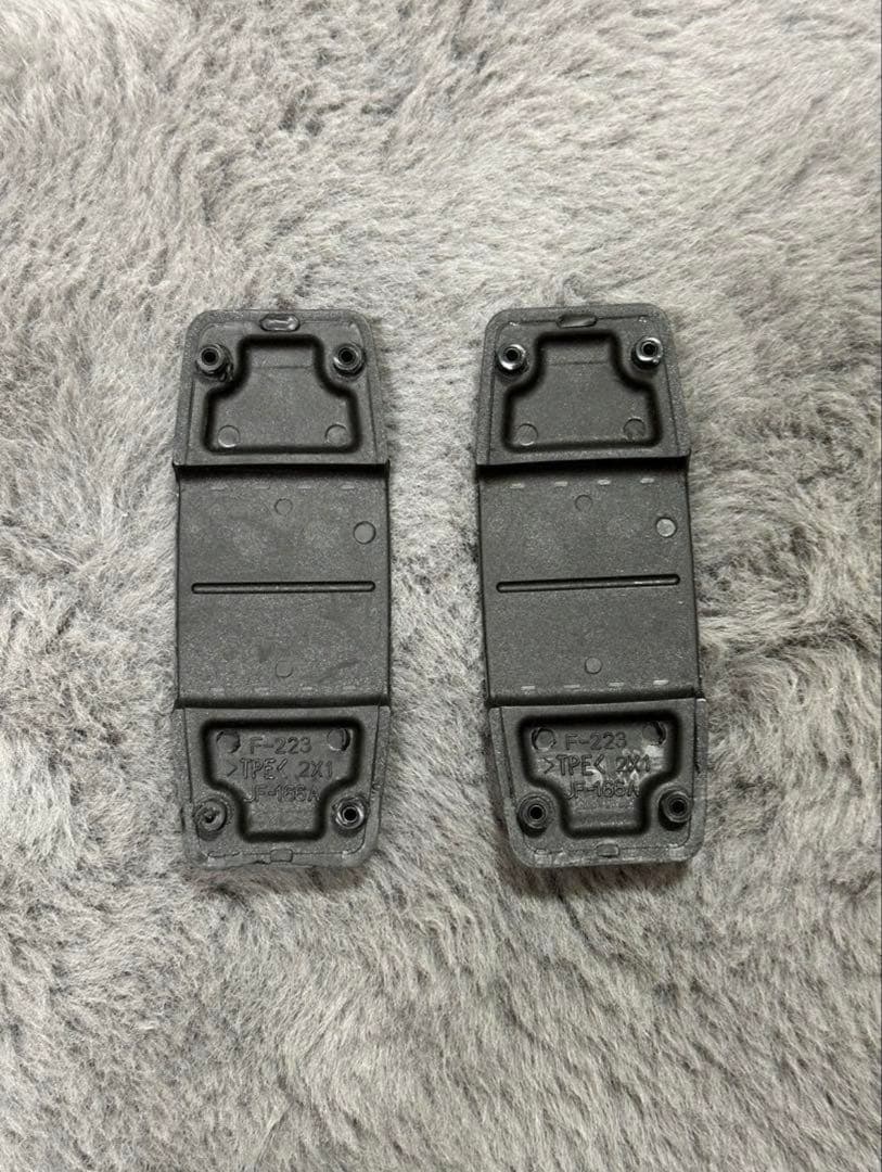 サムソナイトスーツケース　コスモライトシリーズ1/2　修理用　ヒンジ　蝶番